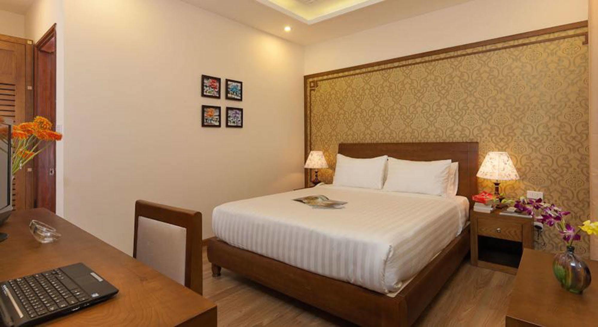 La Palm Hotel Hanoi Exterior photo